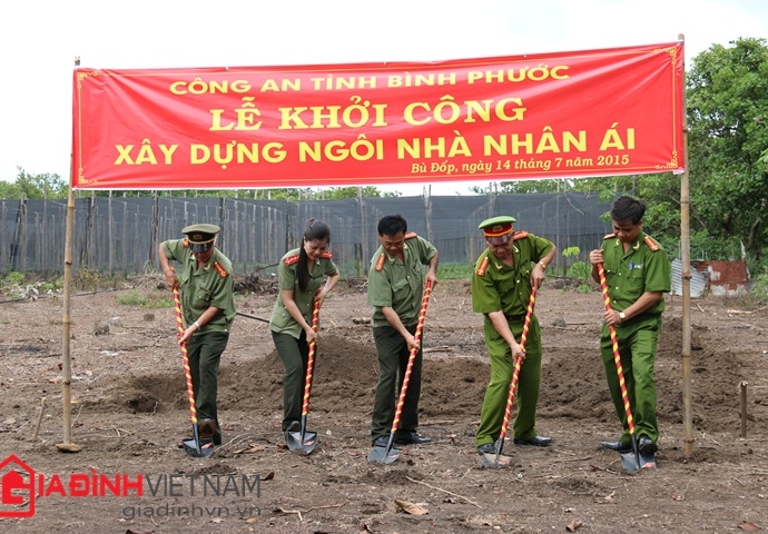 tang-6-ngoi-nha-nhan-ai-cho-nguoi-ngheo-giadinhonline.vn 7