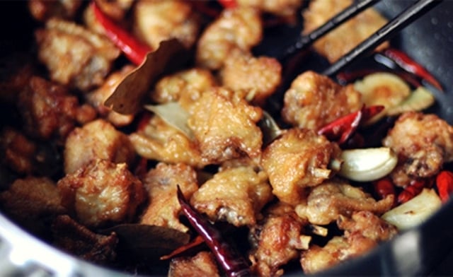 la-mieng-mon-ga-chien-gion-uop-bia-giadinhonline.vn 7