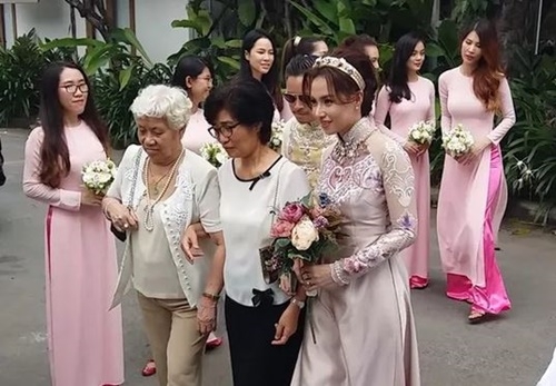 dinh-ngoc-diep-va-hinh-anh-chua-cong-bo-trong-le-dinh-hon--giadinhonline.vn 5