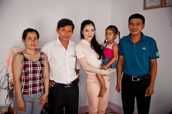 ly-nha-ky-vuot-hang-nghin-km-trao-nha-tinh-thuong-o-tay-nguyen-giadinhonline.vn 5