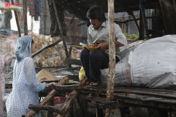 nsut-cong-ninh-ngoc-trinh-khong-so-kho-khong-so-kho-giadinhonline.vn 4