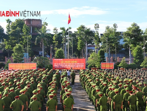 cong-an-binh-phuoc-phat-dong-dot-thi-dua-cao-diem--giadinhonline.vn 2