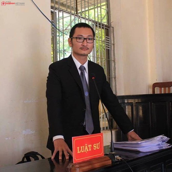 vu-2-luat-su-bi-hanh-hung-quotcac-luat-su-se-khong-chun-buóc-ma-manh-me-honquot-giadinhonline.vn 1