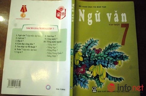 phu-huynh-soc-voi-ban-dich-moi-cua-bai-tho-song-nui-nuoc-nam-trong-sgk-lop-7-giadinhonline.vn 1