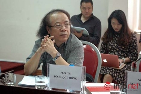 phu-huynh-soc-voi-ban-dich-moi-cua-bai-tho-song-nui-nuoc-nam-trong-sgk-lop-7-giadinhonline.vn 4