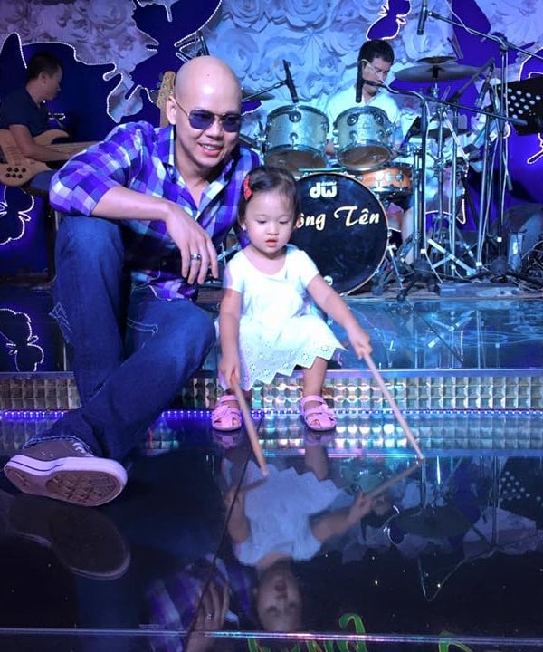 con-gai-xinh-nhu-thien-than-cua-phan-dinh-tung-giadinhonline.vn 5