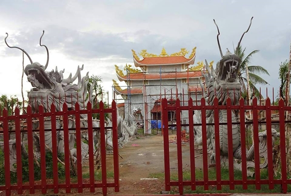 hoai-linh-bo-ve-my-vi-nha-tho-to-nghiep-bi-do-bo-giadinhonline.vn 2
