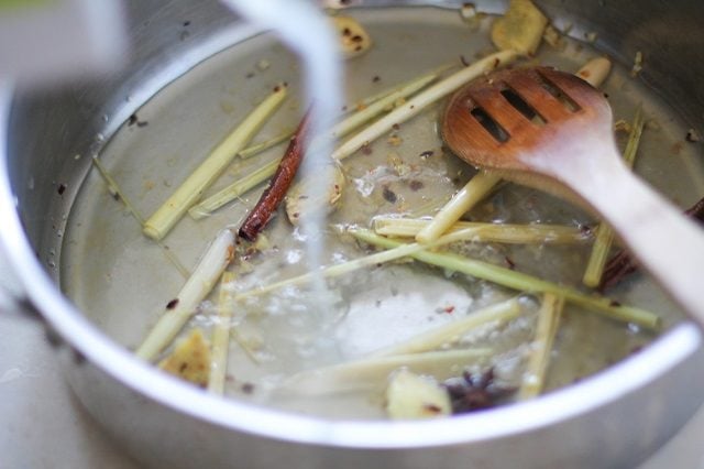 cach-nau-sup-trung-thom-ngon-cuc-don-gian-giadinhonline.vn 1