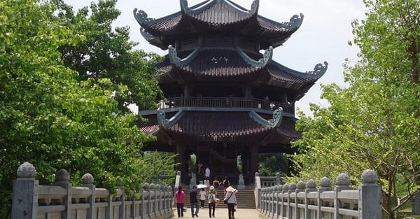 chua-bai-dinh-–-khu-du-lich-tam-linh-lon-nhat-viet-nam-giadinhonline.vn 5