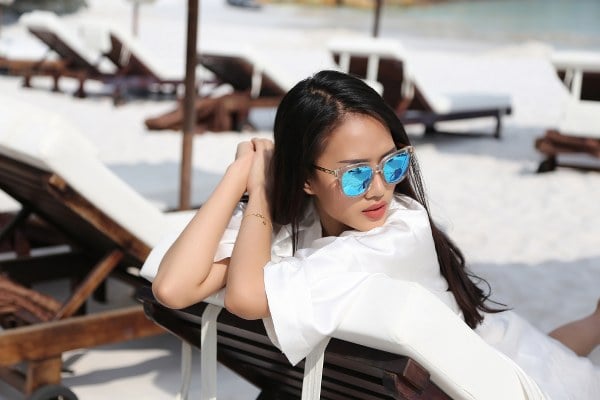 a-hau-lam-thuy-anh-goi-cam-tren-bien-nha-trang-giadinhonline.vn 3