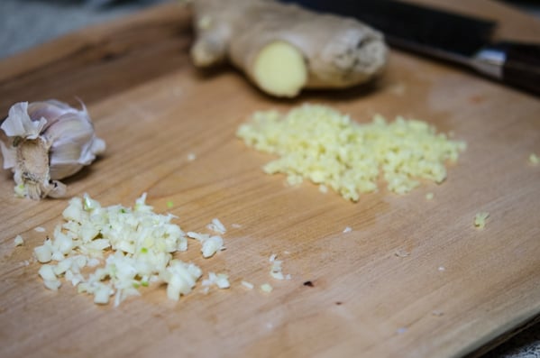 thit-bo-xao-ot-chuong-la-mieng-ngon-com-giadinhonline.vn 4