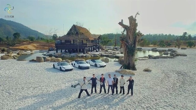 dan-sieu-xe-duoc-giau-kin-cua-dai-gia-ca-phe-trung-nguyen-giadinhonline.vn 1