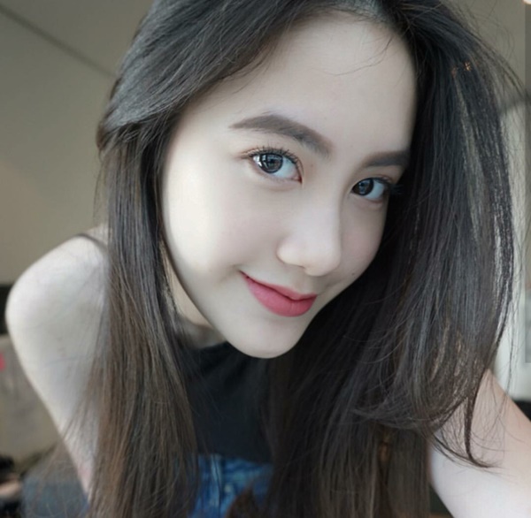 hotgirl-lao-goc-viet-dep-nhu-nu-than-gay-xon-xao-mang-xa-hoi-giadinhonline.vn 25