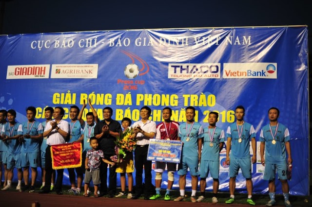 chien-thang-vtv-3-0-bao-an-ninh-thu-do-doat-cup-vo-dich-press-cup-2016-giadinhonline.vn 10