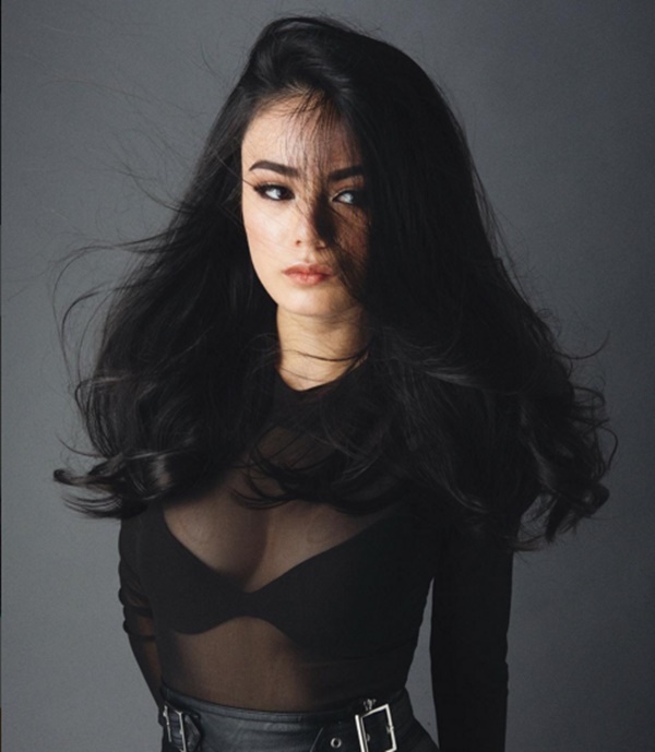 quotnu-hoang-sexyquot-theo-phong-cach-da-nau-khoe-khoan-tren-instagram-giadinhonline.vn 12