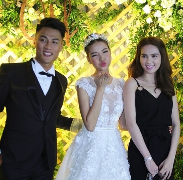 ngoc-trinh-bi-to-mat-sung-phu-trong-le-cuoi-ky-han-–-mac-hong-quan--giadinhonline.vn 6