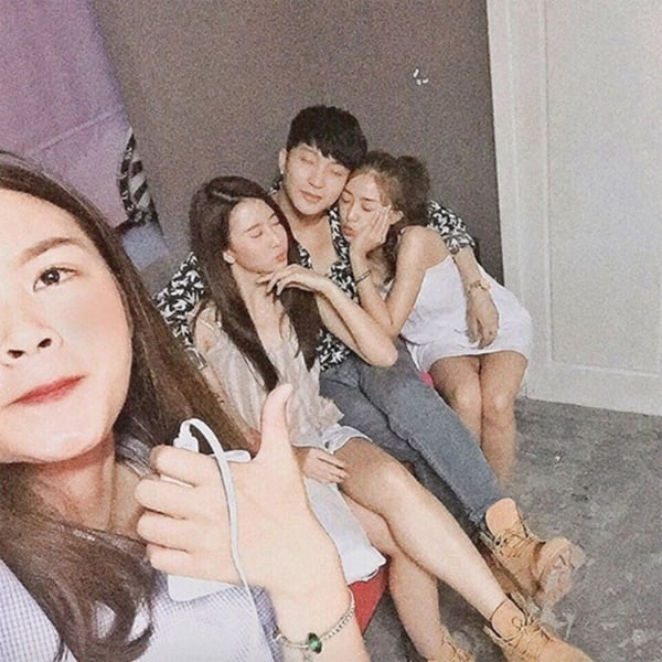 bat-gap-quynh-anh-shyn-gac-chan-len-nguoi-yeu-cu-b-tran-giua-quan-an-giadinhonline.vn 5