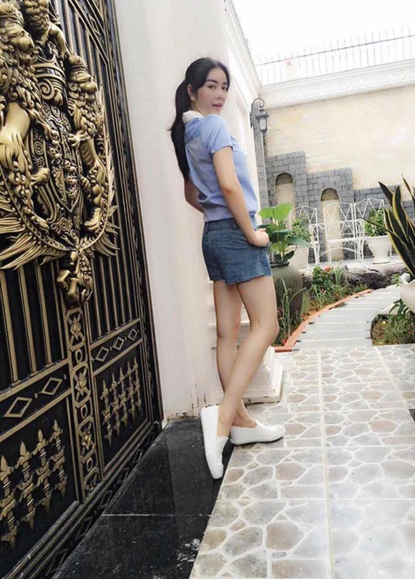 cuoc-song-cuc-gian-di-cua-my-nhan-giau-co-bac-nhat-showbiz-viet-ly-nha-ky--giadinhonline.vn 16