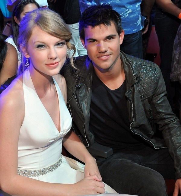 3-vu-be-boi-tinh-cam-cua-taylor-swift-khien-nhieu-nguoi-ngan-ngam--giadinhonline.vn 1
