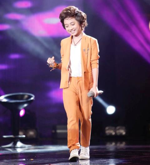 ngam-khoanh-khac-an-tuong-cua-quotsoai-caquot-dep-trai-hat-hay-vietnam-idol-kids-2016-giadinhonline.vn 16