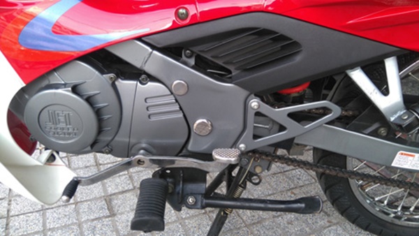 suzuki-rgv-120-doi-1999-gia-120-trieu-dong-tai-viet-nam-giadinhonline.vn 4