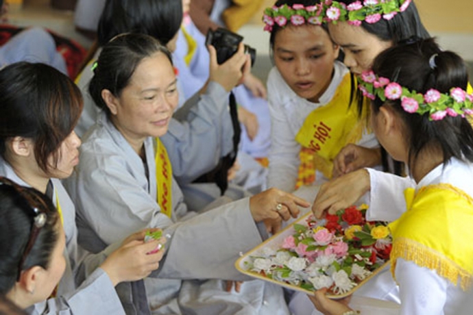 y-nghia-va-cach-cung-le-vu-lan-chuan-xac-nhat-giadinhonline.vn 1