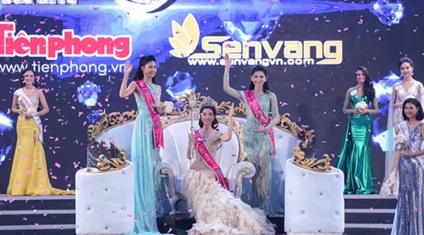 khoanh-khac-dang-quang-kho-quen-cua-tan-hoa-hau-viet-nam-2016-do-my-linh--giadinhonline.vn 12