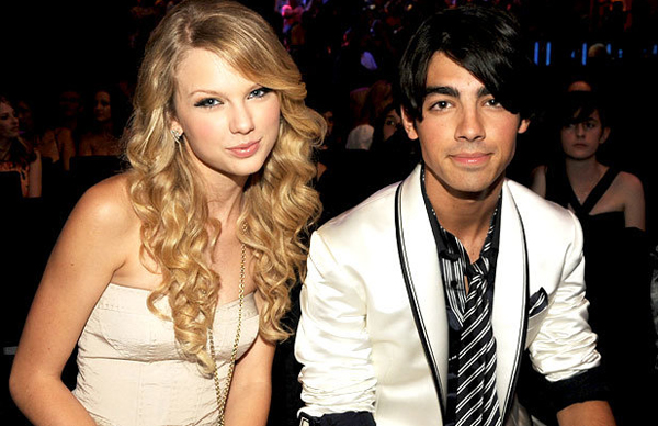 taylor-swift-va-duong-tinh-dai-ngan-voi-cac-ban-trai-cu-giadinhonline.vn 5
