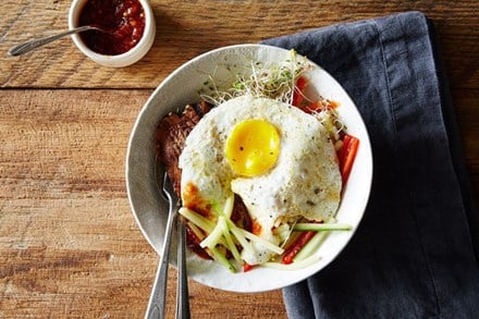 com-tron-bibimbap-da-sac-da-vi-hap-dan-cua-nguoi-han-quoc-giadinhonline.vn 5