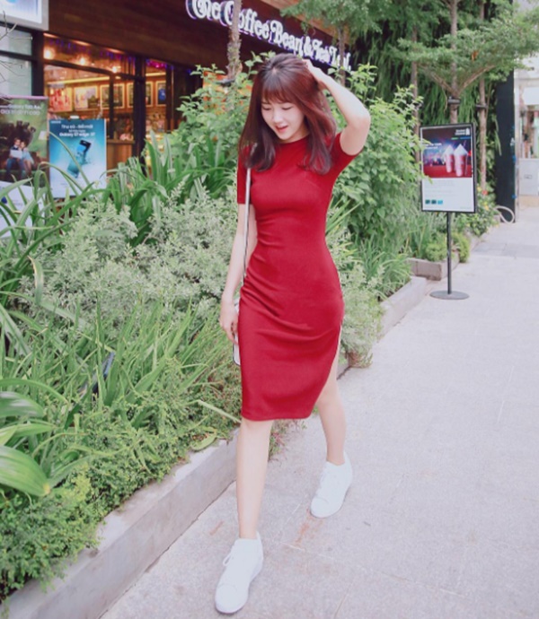 hotgirl-co-ve-dep-trong-nhu-giot-suong-mai-khuay-dao-cu-dan-mang-giadinhonline.vn 7