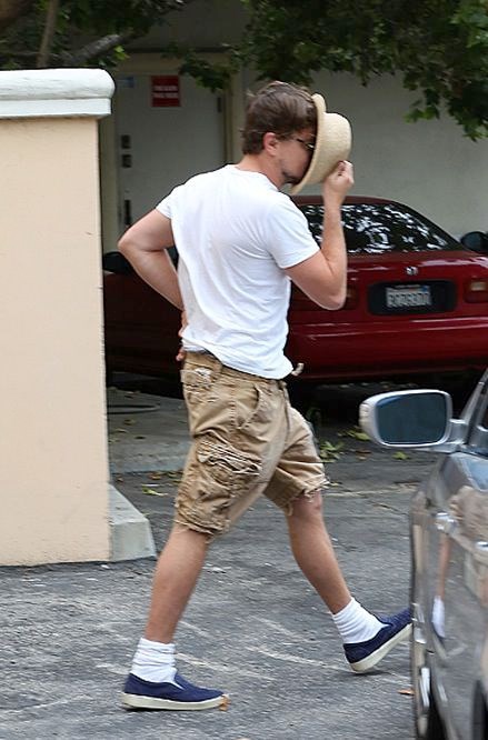 leonardo-dicaprio-va-muon-kieu-nguy-trang-kho-do-giadinhonline.vn 1