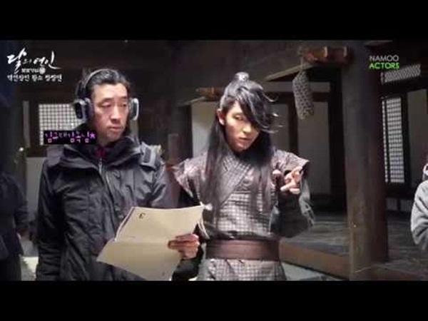 nguoi-tinh-anh-trang-he-lo-anh-hau-truong-nhang-nhit-cua-dan-sao-hang-a-giadinhonline.vn 9