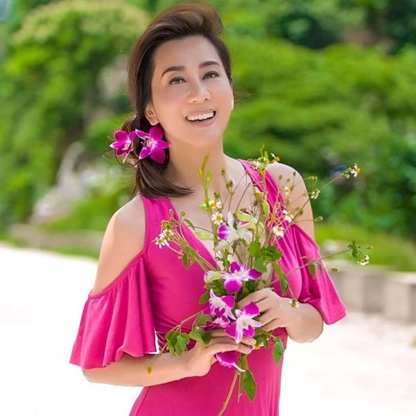 mc-nguyen-cao-ky-duyen-khoe-eo-thon-nguc-day-o-tuoi-51-khien-dan-mang-phat-sot-giadinhonline.vn 6