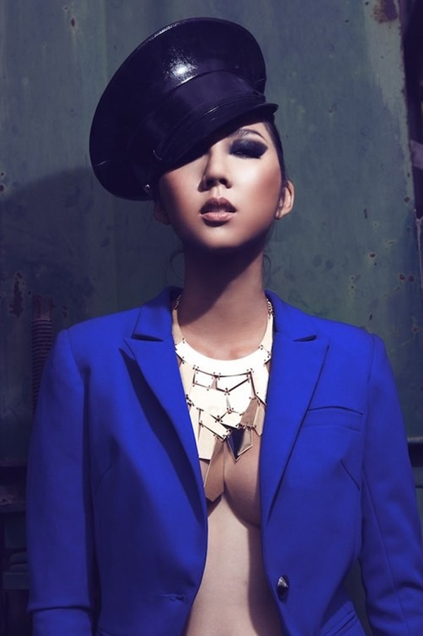 khong-phai-ngoc-trinh-nhung-my-nhan-nay-moi-mo-trao-luu-khoe-chan-nguc-giadinhonline.vn 7