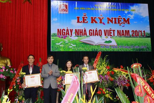 loi-dan-chuong-trinh-ngay-2011-don-gian-de-viet-giadinhonline.vn 1