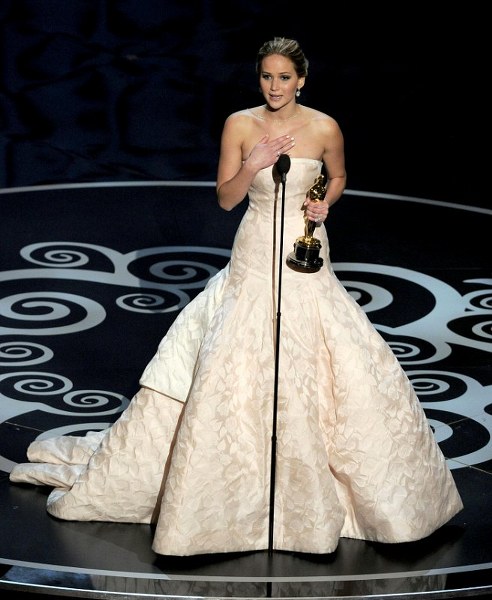 minh-tinh-trieu-do-jennifer-lawrence-–-tai-nang-dac-biet-cua-dien-anh-the-gioi-giadinhonline.vn 5