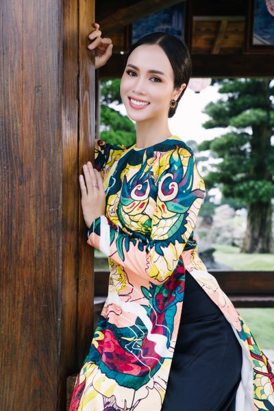het-nong-bong-vu-ngoc-anh-dam-tham-trong-ao-dai-xuan-giadinhonline.vn 8