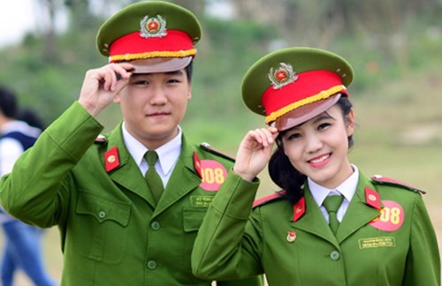 chua-bia-ba-–-ngoi-chua-thieng-cho-nhung-nguoi-cau-tai-loc-dau-nam-giadinhonline.vn 3