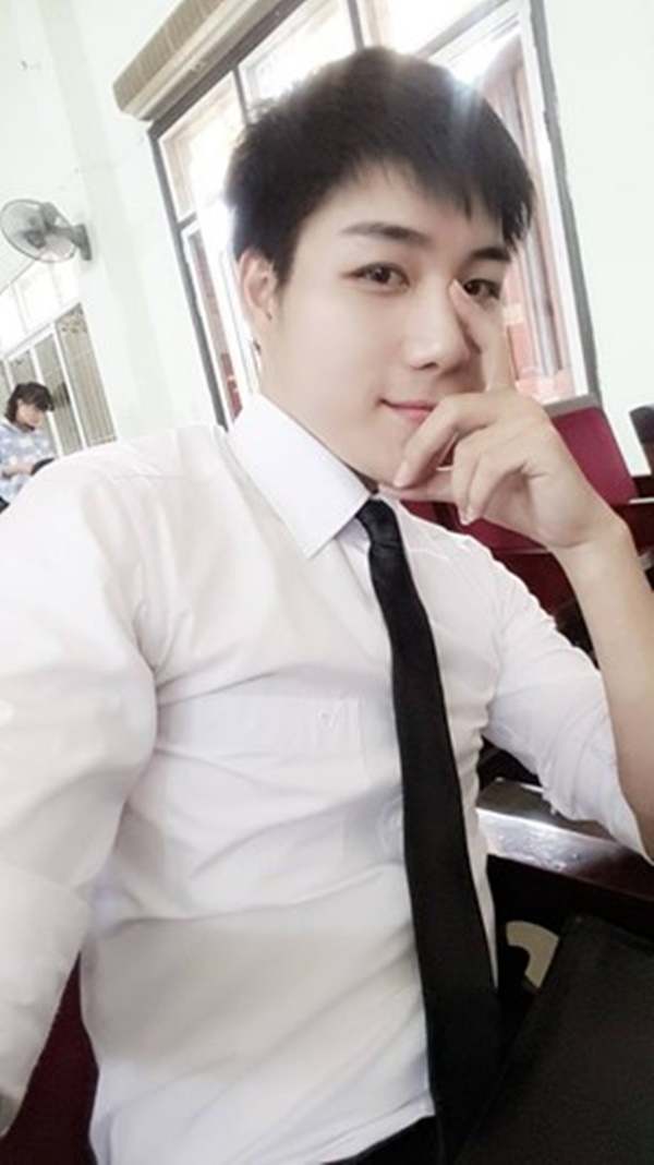 thay-giao-day-toan-cuc-dien-trai-khien-hoc-sinh-me-man-giadinhonline.vn 2