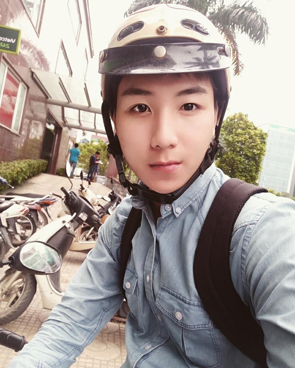 thay-giao-day-toan-cuc-dien-trai-khien-hoc-sinh-me-man-giadinhonline.vn 6