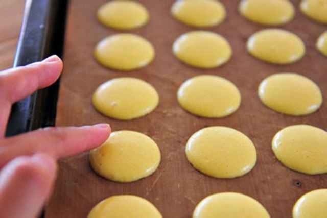cach-lam-banh-macaron-huong-chanh-cua-phap-giadinhonline.vn 1