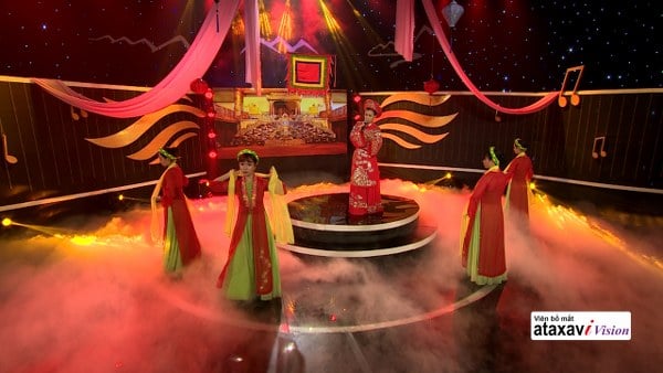 mc-quynh-giang-bat-khoc-khi-hat-ve-huyen-tran-cong-chua-giadinhonline.vn 4