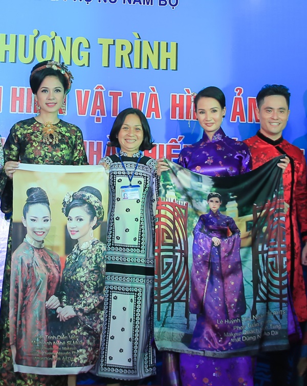 trao-ky-vat-cho-bao-tang-phu-nu-nam-bo--giadinhonline.vn 1