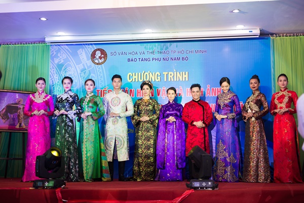 trao-ky-vat-cho-bao-tang-phu-nu-nam-bo--giadinhonline.vn 8