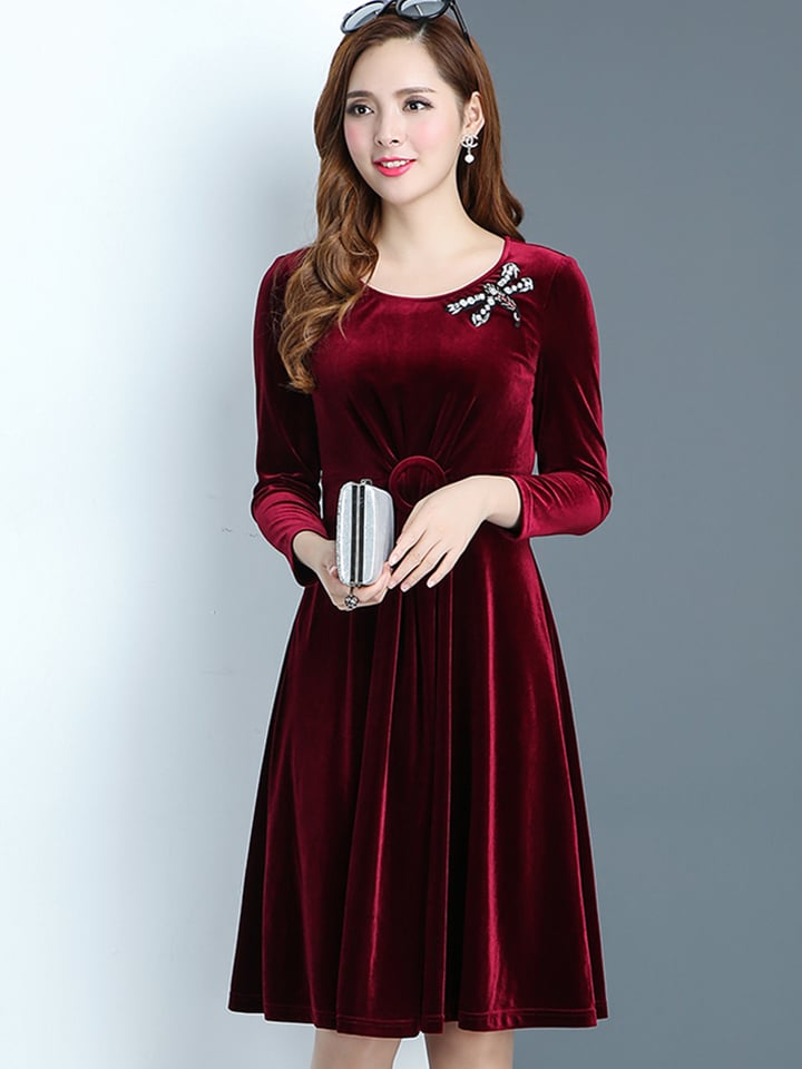 Tổng hợp 79+ về mẫu váy nhung xòe - coedo.com.vn