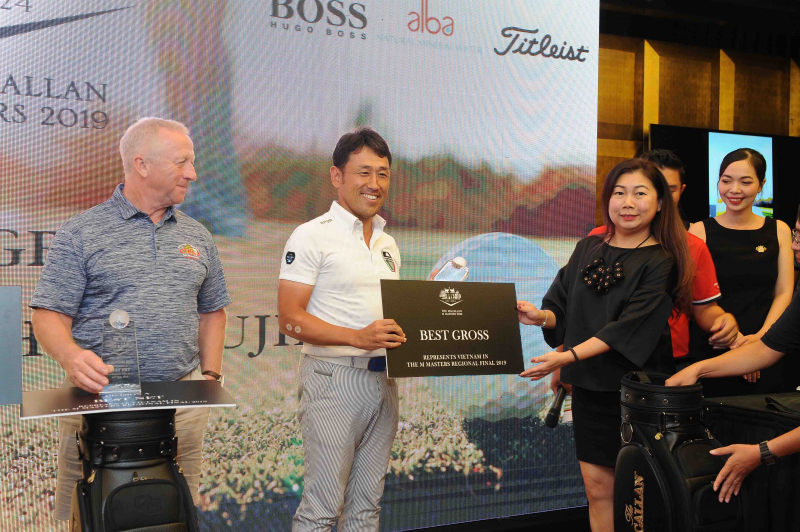 Golfer Munehito Fujii đoạt giải Best Gross