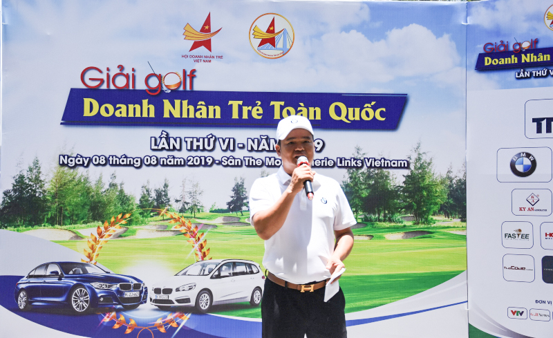 Ông Mai Minh Vương, Chủ nhiệm CLB Golf doanh nhân Đà Nẵng, Trưởng BTC phát biểu khai mạc