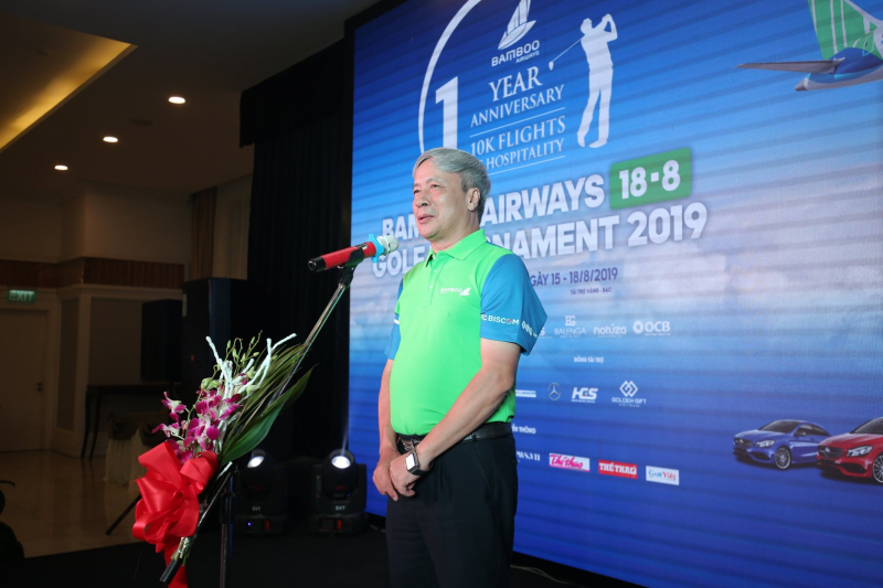 Ông Nguyễn Ngọc Trọng - Phó TGĐ Hãng hàng không Bamboo Airways phát biểu tại lễ trao giải