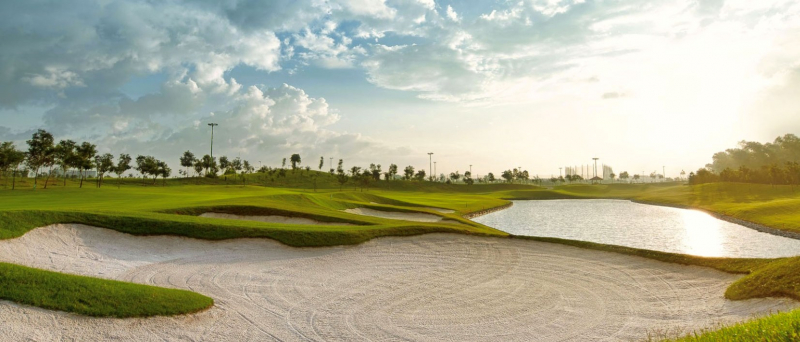 Long Bien golf Course nằm tại trung tâm Hà Nội là sân golf mở đầu tiên tại khu vực phía Bắc