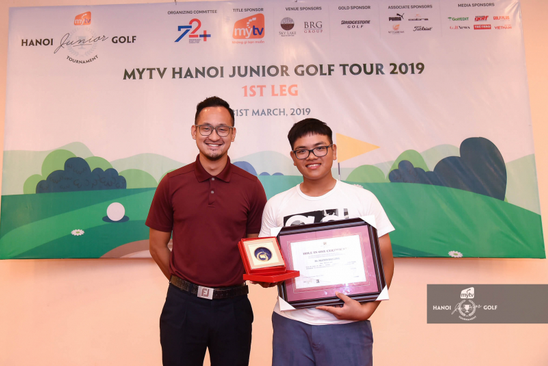 Tay golf Nguyễn Bảo Long tại giải đấu golf MYTV HANOI JUNIOR GOLF TOUR 2019